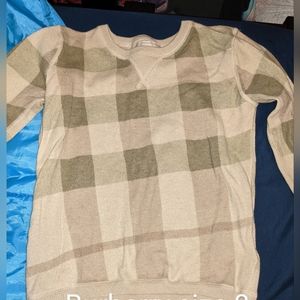 Burberry sweater